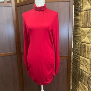 Sno‎ Skins body-con Red Turtleneck dress. size L
